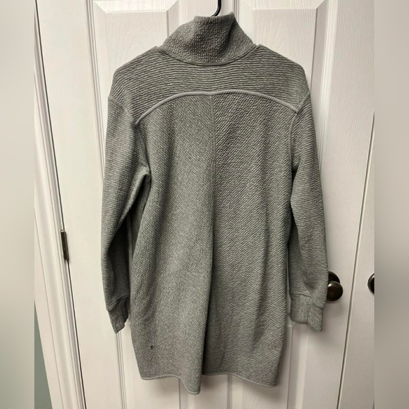 Lululemon On Repeat Jacket - Sz 10 - Picture 4 of 8